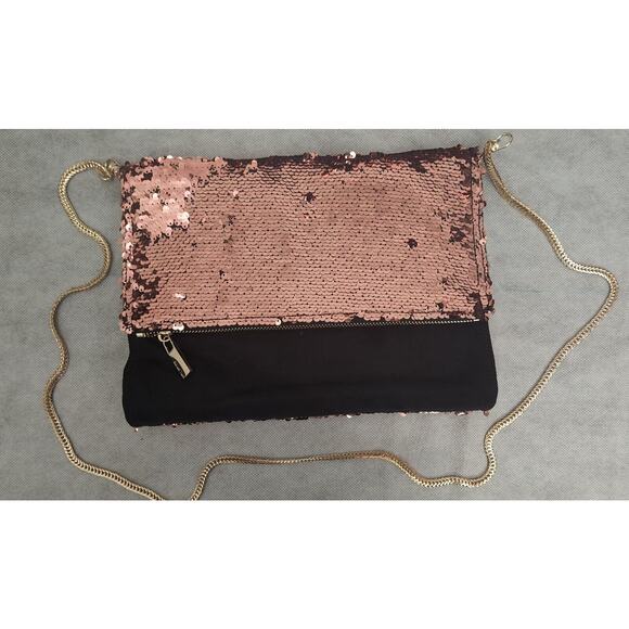Deux Lux Purse Sequins and Suede, Gold Chain Strap, Dust Cover NWT - Picture 1 of 4